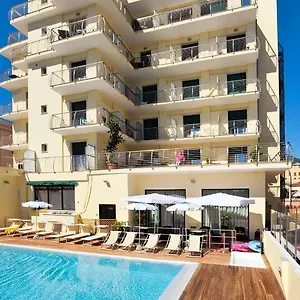3* Hotel Excelsior E